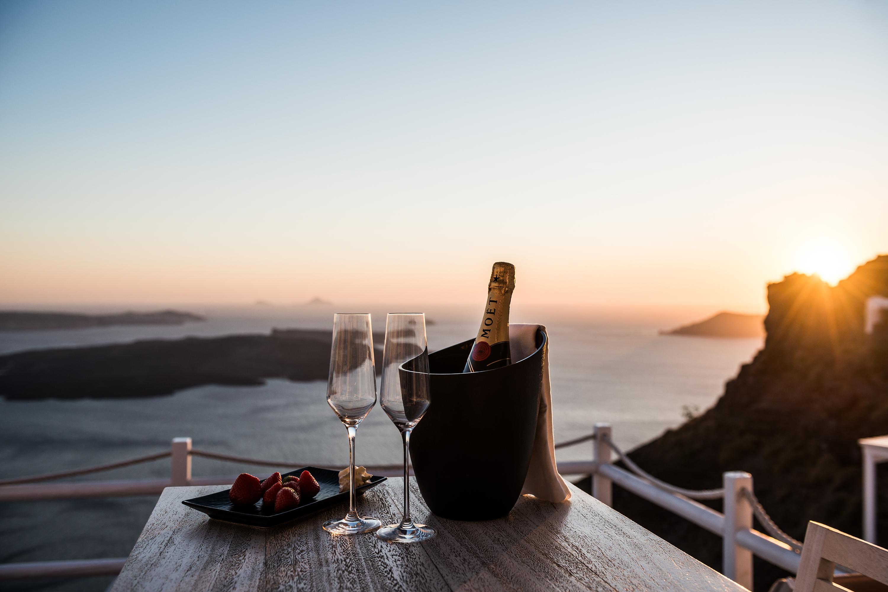 On The Rocks - Small Luxury Hotels Of The World (Adults Only) Imerovígli Kültér fotó